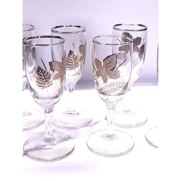 Set Of 6 Vintage Mid-Century Modern Gold Leaf Pattern Cordial Glasses - Picture 2 of 14